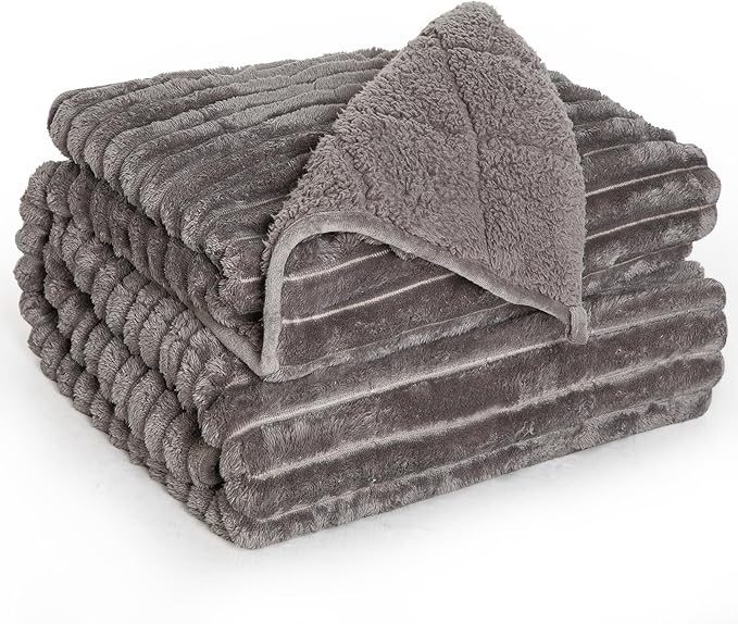 Sherpa Fleece Weighted Blanket with 3D Ribbed Stripes, 15 lbs Soft Flannel Heavy Throw Blanket for Couch Full Size Bed, Heavy Thick Blankets with Ceramic Beads, Great for Deep Sleep, 60" x 80"