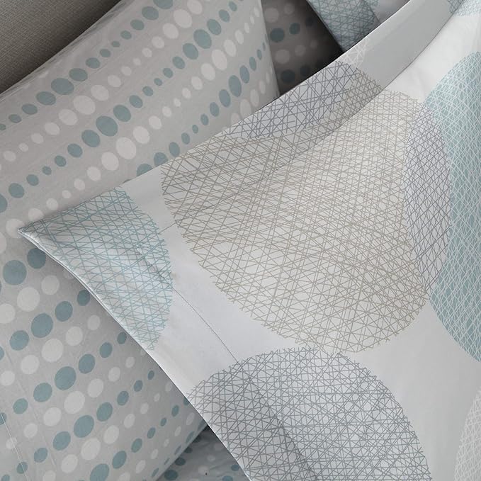 Madison Park Essentials Bed in a Bag Comforter, Vibrant Color Design All Season Down Alternative Cover with Complete Cotton Sheet Set, King(104"x92"), Knowles, Circular Aqua, 9 Piece
