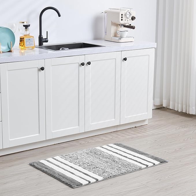 CozeCube Bath mats for Bathroom Non Slip, Fluffy Absorbent Microfiber Bath mat Washable, Aesthetic Bathroom Rugs, Cute Grey Striped Bath mat, Grey, 32" x 20"