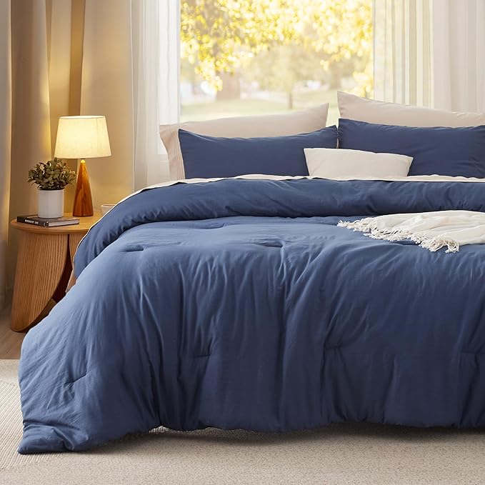 Bedsure King Size Comforter Set, Navy Soft Prewashed Bedding for All Seasons, 3 Pieces GentleSoft™ Warm Down Alternative Bed Set, 1 Lightweight Comforter (104"x90") and 2 Pillowcases (20"x36")