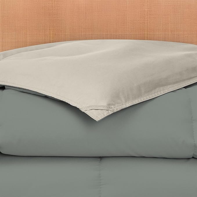 Modern Threads Down Alternative Reversible Comforter Sage Green/Cream California King