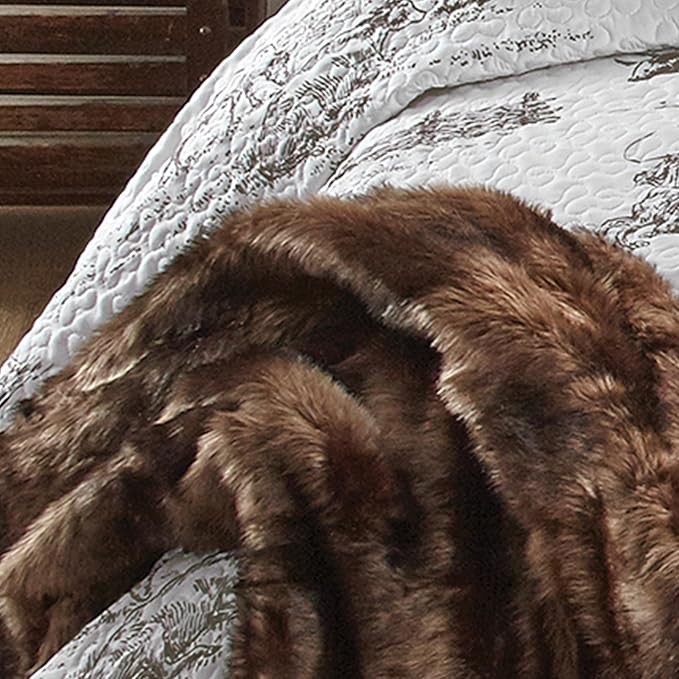 BLACK FOREST DECOR Cowboy Ranch Twin Quilt Set - Lightweight, Western Style Bedding with Cowboys and Horses, Includes Quilt and Sham, Machine Washable