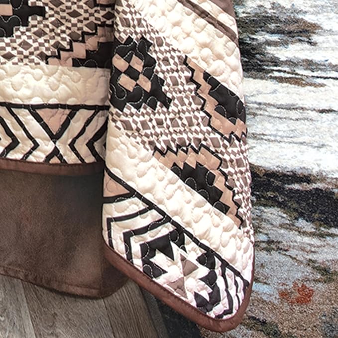 BLACK FOREST DECOR Sunset Crossing King Quilt Set - Lightweight, Southwestern Style Bedding with Bold Geometric Print, Includes Quilt and Shams, Machine Washable