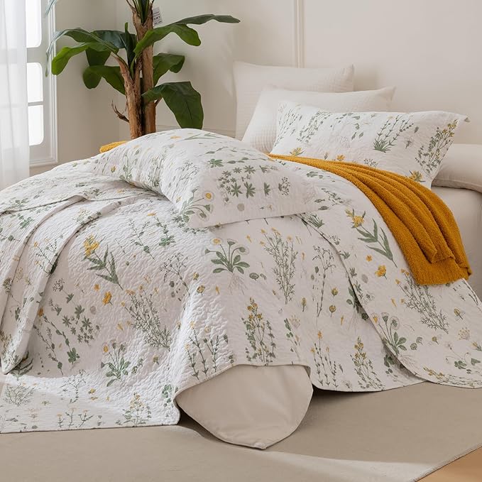 Lady Ann Oversized King Quilt 120x120, Cotton California King Size Quilted Bedding Set, Yellow Floral & Green Leaves Pattern Printed Cottagecore Coverlet Set Shabby and Chic Bedspread, 3 Pcs