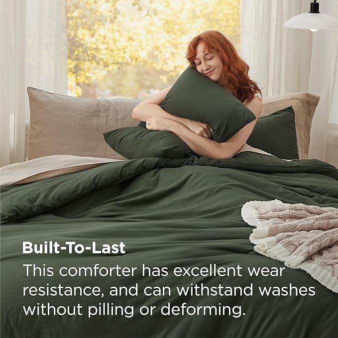 Bedsure Super King Size Comforter Set, Dark Green Soft Prewashed Bedding for All Seasons, 3 Pieces GentleSoft™ Bed Set, 1 Lightweight Comforter (120"x120") and 2 Pillowcases (20"x36")