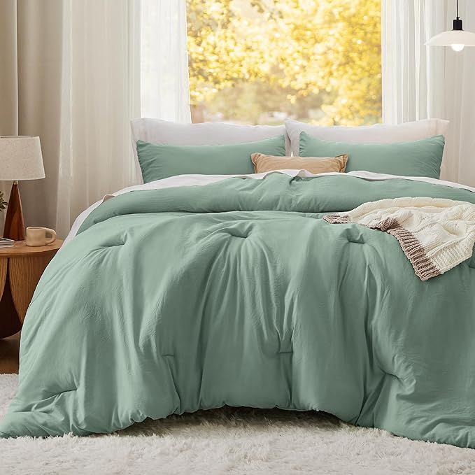 Bedsure Twin/Twin XL Comforter Set, Sage Green Soft Prewashed Bedding for All Seasons, 2 Pieces GentleSoft™ Warm Down Alternative Bed Set, 1 Lightweight Comforter (68"x88") and 1 Pillowcase (20"x26")