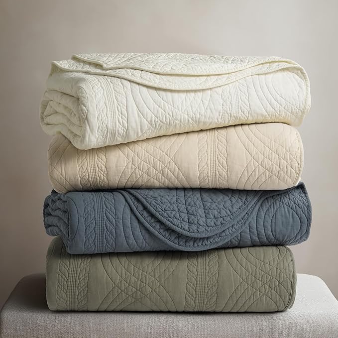 EVERGRACEHOME 100% Cotton Scallop Quilt Set, King Size 3 Piece Set – Lightweight Bedspread with 2 Shams, Soft Prewashed Matelasse Coverlet for Cozy and Elegant Bedding, Stormy Blue