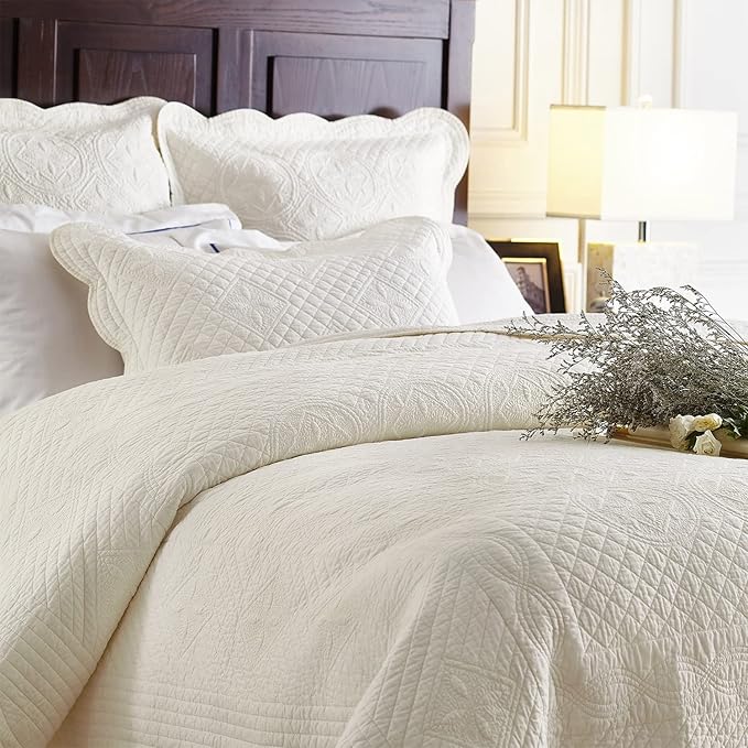 Calla Angel Sage Garden Luxury Pure Cotton Matelasse Quilt, King, Ivory