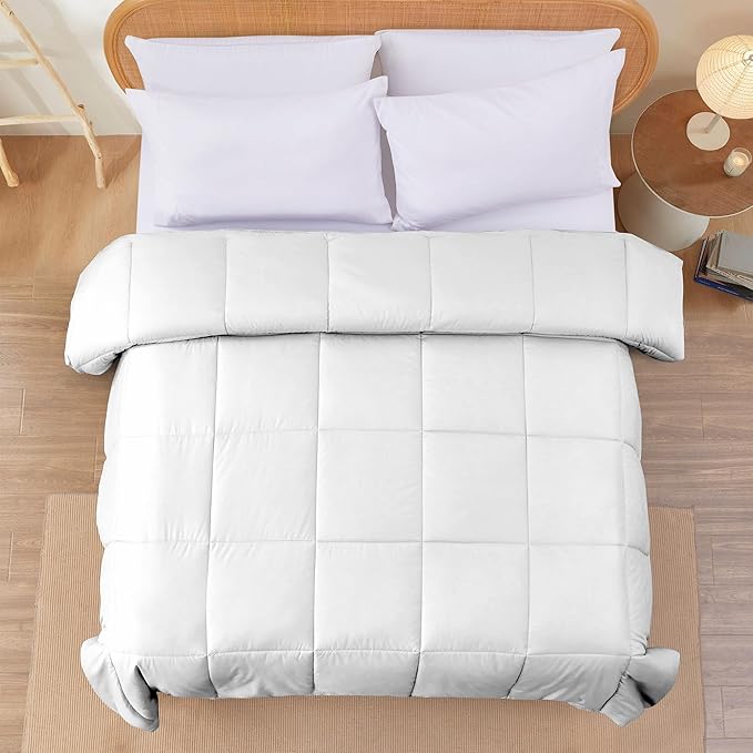 Modern Threads Down Alternative Reversible Comforter Blush/White Twin