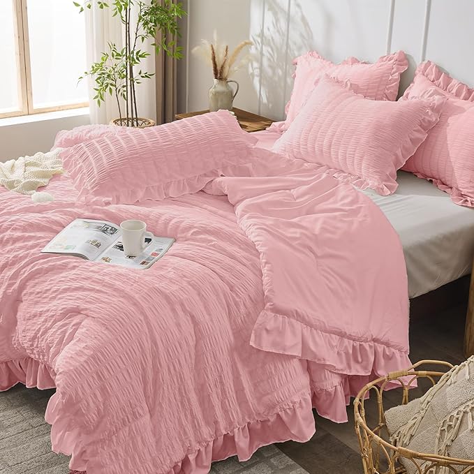 JOLLYVOGUE Pink Comforter Full Size, 3 Pieces Seersucker Lightweight Full Size Bedding, All Season Fluffy Microfiber Bedding Comforter Set with 1 Ruffle Comforter and 2 Ruffle Pillowshams