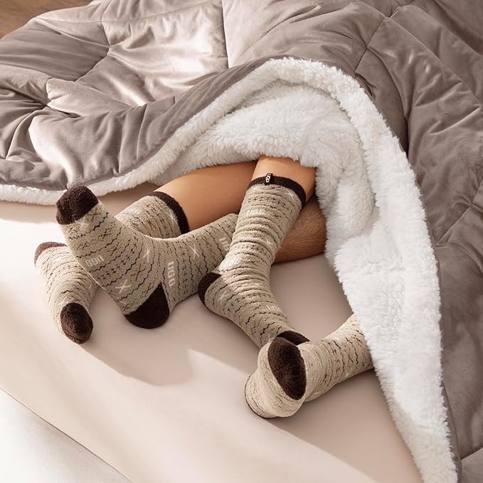 UGG Blissful Full/Queen Comforter Set with 2 Pillow Shams Reversible Comforter Plush Fluffy Warm Bed Set Premium Down Alternative Bedding for College Dorm Essentials, Full/Queen, Light Brown Fawn