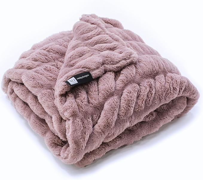Minky Designs Violet Dream Minky Blanket – Ultra Soft Faux Fur Throw Blanket for Couch, Bed & Home – Fluffy, Warm & Luxurious – Chic Collection (Large, 60x72)