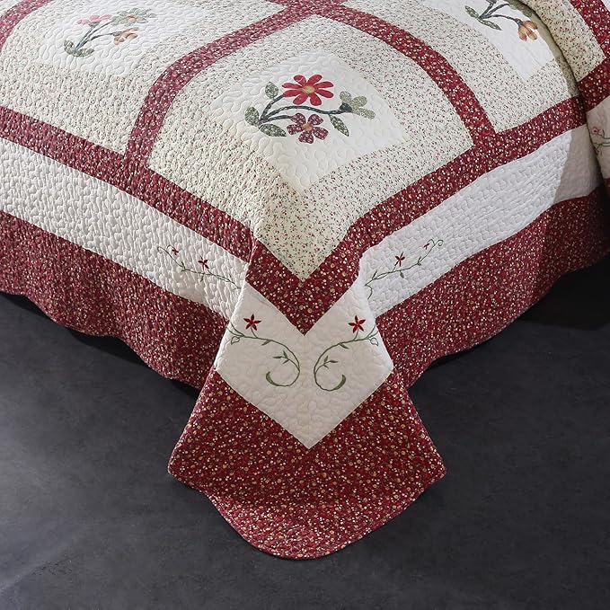 vctops Christmas Red 3 Piece Embroidered Floral Quilted Bedspread Quilt Set 100% Cotton Reversible Patchwork Coverlet Set 1 Quilt and 2 Pillow Shams (Red,Queen)
