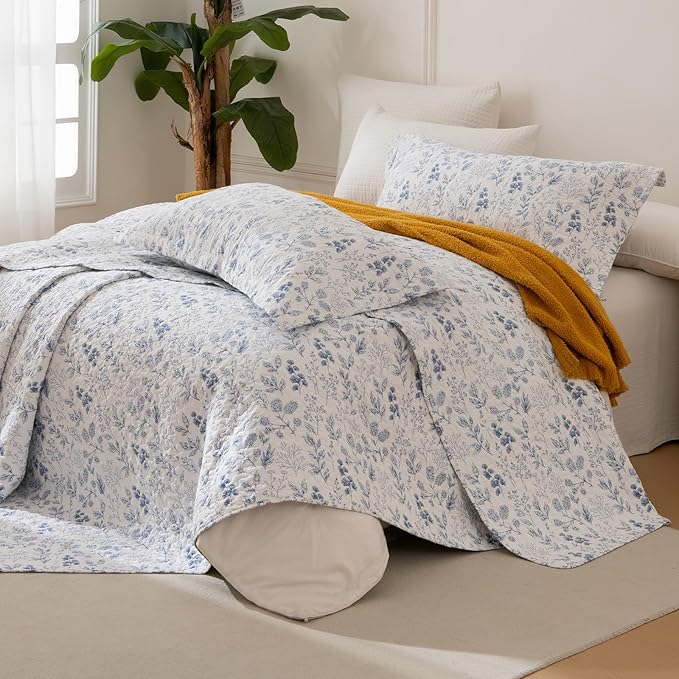 Lady Ann Queen Size Cotton Quilt Sets - Blue and White Floral & Leaves Pattern Botanical Printed Quilted Bedding, 3 Pcs Lightweight Soft Bedspread Sets Queen Coverlet for All Season