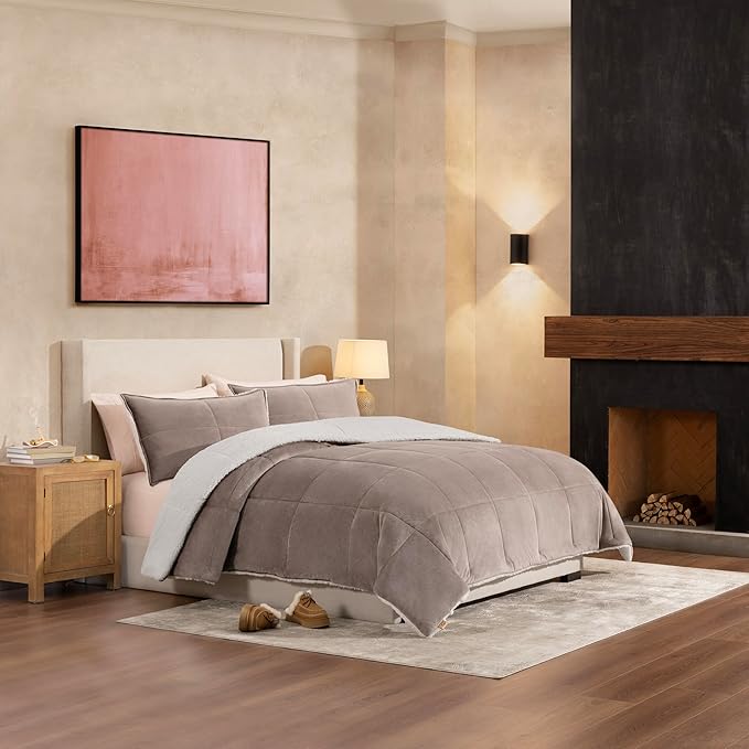 UGG Blissful Comforter Set with 2 Pillow Shams Reversible White Comforter Plush Fluffy Warm Bed Set Premium Hypoallergenic Down Alternative Bedding Breathable, King/California King, Brown Fawn