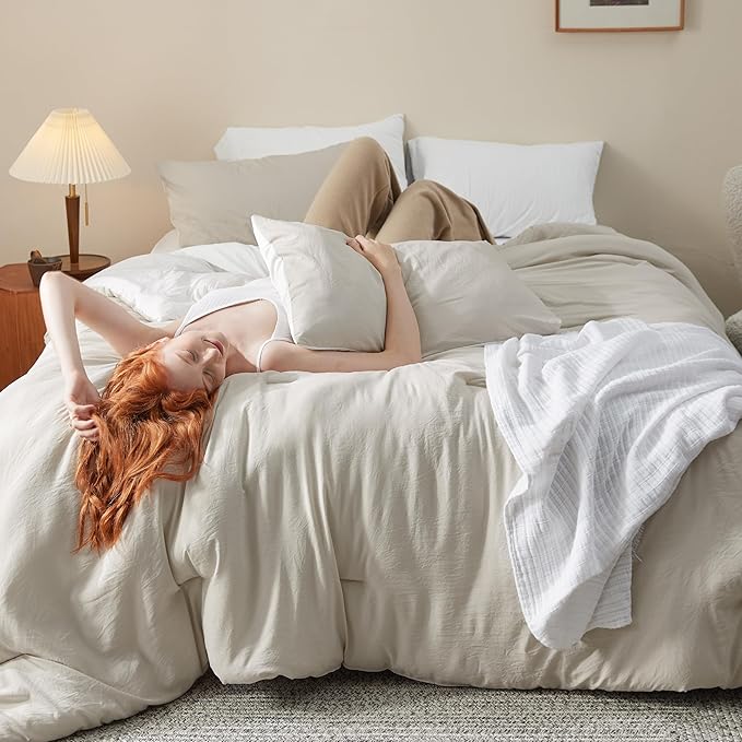 Bedsure California King Comforter Set, Reversible Beige Soft Prewashed Bedding for All Seasons, 3 Pieces Warm Down Alternative Bed Set, 1 Lightweight Comforter (104"x96") and 2 Pillowcases (20"x36")