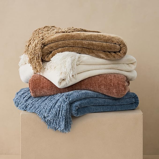 EVERGRACE Soft Chenille Throw Blanket for Couch, Cozy Plush Fuzzy Decorative Chenille Knit Throw Blanket with Tassels, Lightweight Blanket and Throws for Bed Sofa Gift Home Decor, Clay 50"x60"