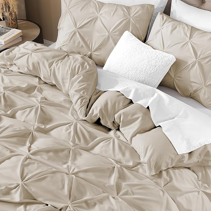 Litanika Oatmeal Pinch Pleat Duvet Cover Queen, 3 Pieces Pintuck Soft Microfiber Bedding Set with Zipper Closure & Corner Ties(90x90Inch-1 Duvet Cover, 2 Pillowcases)