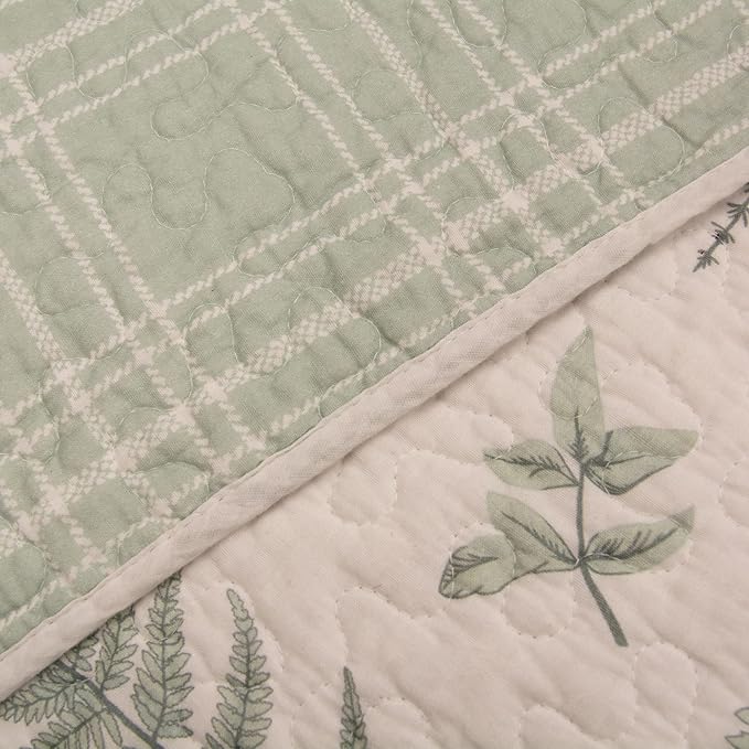 Donna Sharp King Bedding Set - 3 Piece - Botanical Quilt Set with Quilt and Two Pillow Shams - Cotton - Machine Washable