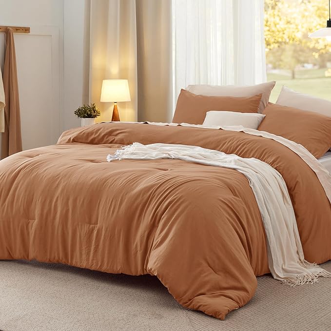 Bedsure Full Size Comforter Set, Pumpkin Soft Prewashed Bedding for All Seasons, 3 Pieces GentleSoft™ Warm Down Alternative Bed Set, 1 Lightweight Comforter (82"x86") and 2 Pillowcases (20"x26")