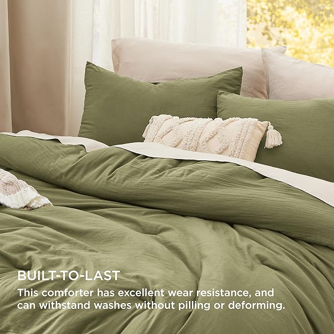 Bedsure Queen Size Comforter Set, Olive Green Soft Prewashed Bedding for All Seasons, 3 Pieces GentleSoft™ Warm Down Alternative Bed Set, 1 Lightweight Comforter (90"x90") and 2 Pillowcases (20"x26")