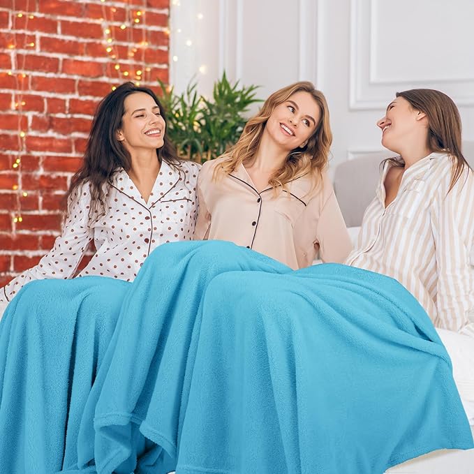 Tinideya 6 Pack Sherpa Fleece Throw Blankets Bulk 50"x 60" Soft Plush Wedding Throw Blankets for Couch Sofa Spa Sleepover Party Favor Supplies Travel Guest Room Home Decor (Blue)