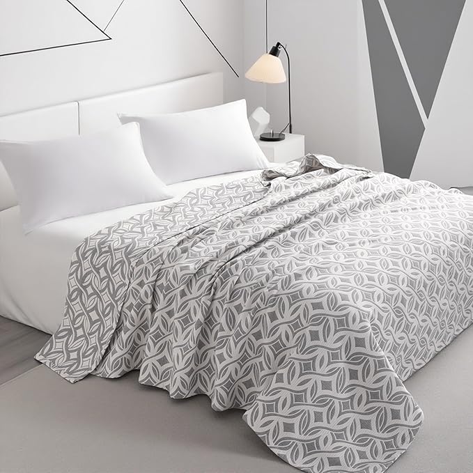 NTBAY 3 Layers Cotton Muslin 88x92 Queen Bed Blanket, Super Soft Breathable Thermal Yarn Dyed Quilt for Adults, Perfect Lightweight Blanket for Couch Sofa Bed All Seasons, Grey Twisted Line