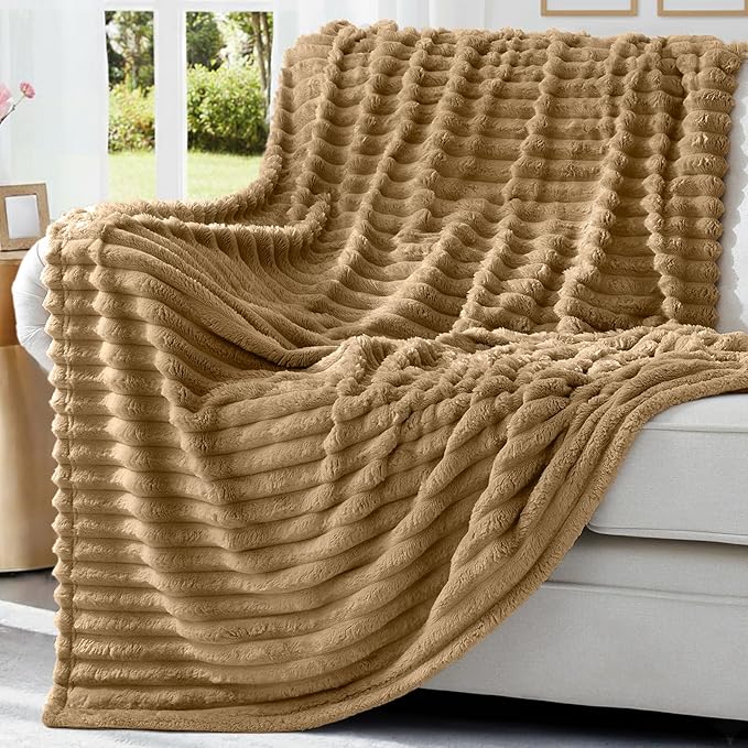 decorUhome Christmas Soft Fleece Brown Throw Blanket for Couch, Cozy Fluffy Plush Flannel Striped Blanket for Sofa Bed, Lightweight Decorative Ribbed Fuzzy Blanket for Woman, 50x60 Inches