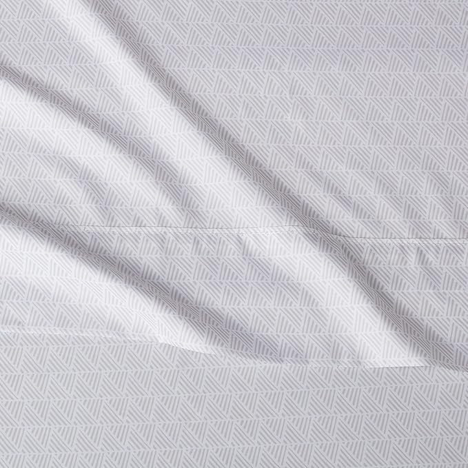 Amazon Basics Lightweight Super Soft, Wrinkle Free Breathable Microfiber 4 Piece Bed Sheet Set With 14-Inch Deep Pockets, Full, Gray Crosshatch, Printed