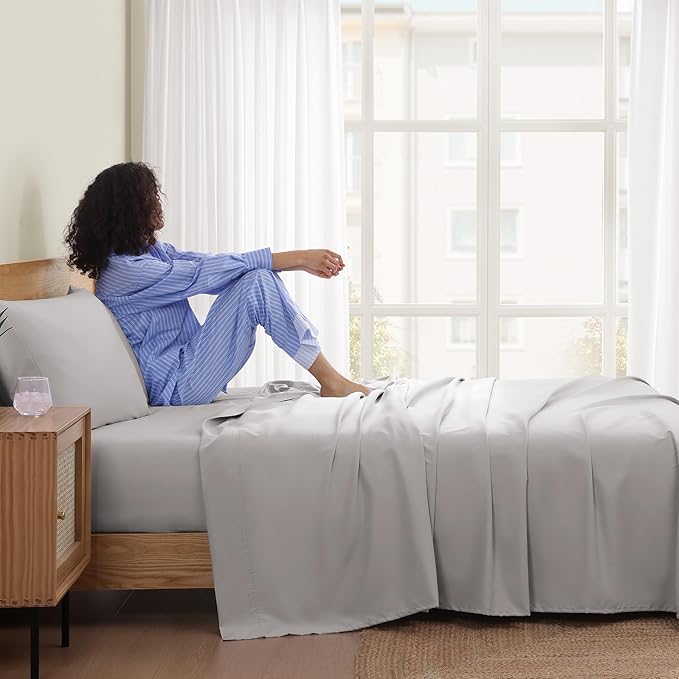 UGG Queen Sheet Set 4-Piece Luxury Cooling Sheets Deep Pockets Premium Bedding with 2 Pillow Shams Hypoallergenic Machine Washable Soft Lightweight Bed Set for Bedroom, Queen, Stone Grey (Hedi)