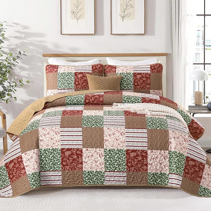 Mybedsoul Christmas Quilt Set Queen Size, 3 Pieces Red Green Floral Plaid Bedspread Coverlet Set, Reversible Soft Microfiber Bedding Set for All Season, Fall Winter Queen Christmas 90"x96"