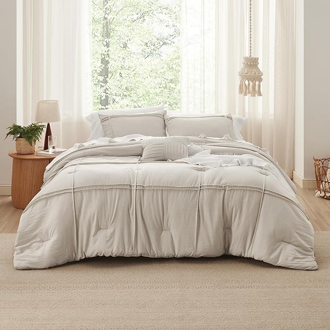 Bedsure Twin Comforter Set - 3 Pieces Grid Pleat Bed Set, Beige Boho Bedding for All Season, 1 Soft Comforter, 1 Pillowcase, 1 Decorative Pillow