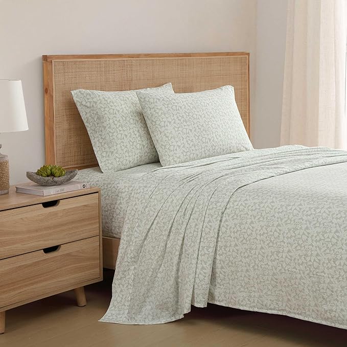 Tommy Bahama - Queen Bed Sheets, Crisp & Cool Cotton Percale Bedding with Matching Pillowcases, Lightweight Bed Set, Oeko-Tex Certified (Palm Day Green)