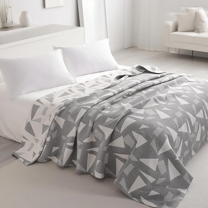NTBAY 3 Layers Cotton Muslin 88x92 Queen Bed Blanket, Super Soft Breathable Thermal Yarn Dyed Quilt for Adults, Perfect Lightweight Blanket for Couch Sofa Bed All Seasons, Grey Triangle