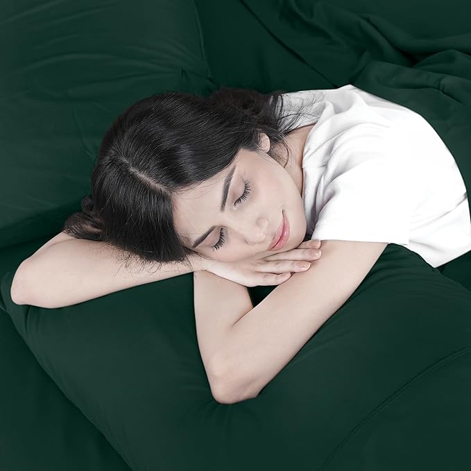 Utopia Bedding Twin Bed Sheets Set - 3 Piece Bedding - Brushed Microfiber - Shrinkage and Fade Resistant - Easy Care (Emerald Green)
