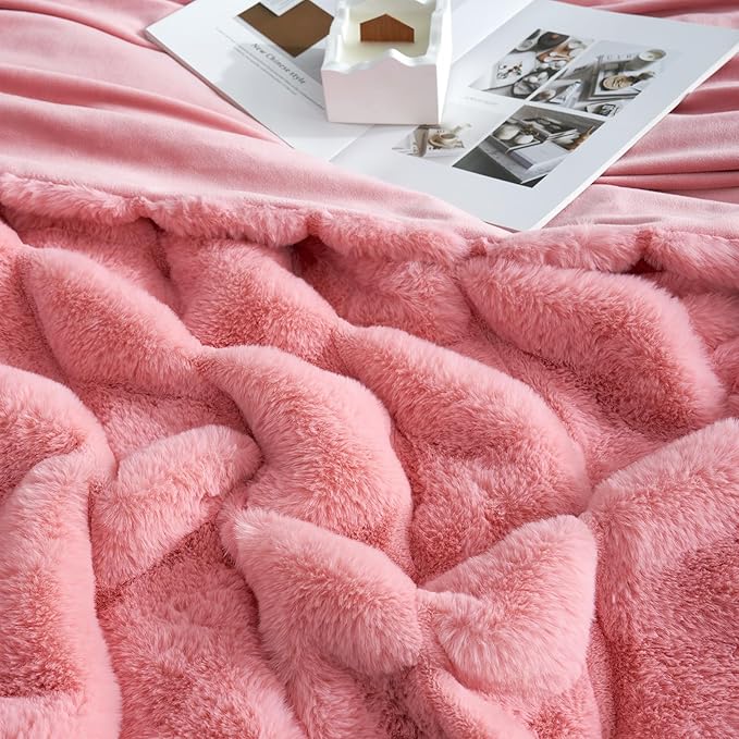 Cozy Bliss Faux Fur Throw Blanket for Couch, Cozy Warm Plush Striped Blanket for Sofa Bedroom Living Room, 60 * 80 Inches Pink