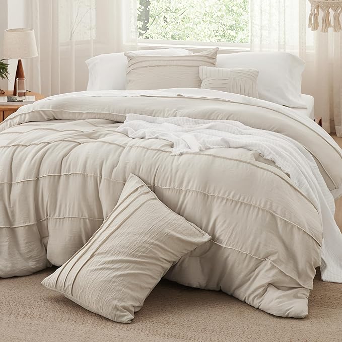 Bedsure Twin Comforter Set - 3 Pieces Pinch Pleat Bed Set, Beige Boho Bedding for All Season, 1 Soft Comforter, 1 Pillowcase, 1 Decorative Pillow