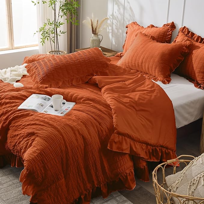 JOLLYVOGUE Burnt Orange Comforter Full Size, 3 Pieces Seersucker Lightweight Full Size Bedding, All Season Fluffy Microfiber Bedding Comforter Set with 1 Ruffle Comforter and 2 Ruffle Pillowshams