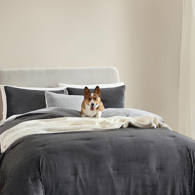 UGG Full/Queen Comforter Set 5 Piece Bed in a Bag with Throw Blanket, Decorative Pillow, Shams, Reversible Hypoallergenic Washable Luxury Warm Fluffy Bedding Set, Charcoal Grey (Remina)