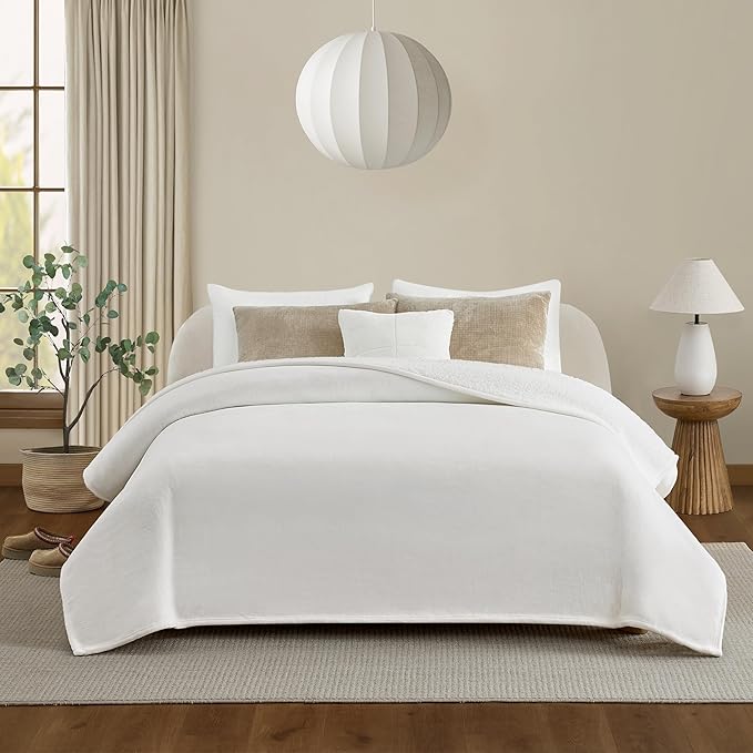 UGG Ariana Full/Queen Blanket Fleece Fluffy Reversible Soft Fuzzy Bedding Cozy Plush Warm Oversized Blanket Machine Washable Bedroom Decor for Big Couch or Bed, 90-inch x 90-inch, White Snow