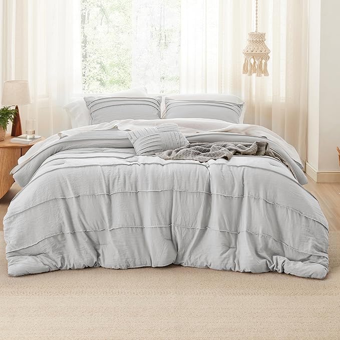 Bedsure King Comforter Set - 4 Pieces Pinch Pleat Bed Set, Light Grey Boho Bedding for All Season, 1 Soft Comforter, 2 Pillowcases, 1 Decorative Pillow