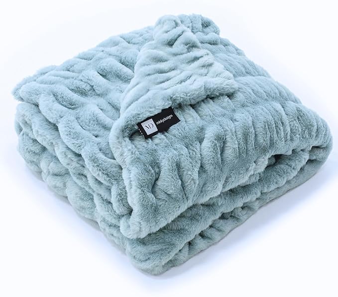 Minky Designs Glacier Glide Minky Blanket – Ultra Soft Faux Fur Throw Blanket for Couch, Bed & Home – Fluffy, Warm & Luxurious – Chic Collection (X-Large, 60x84)