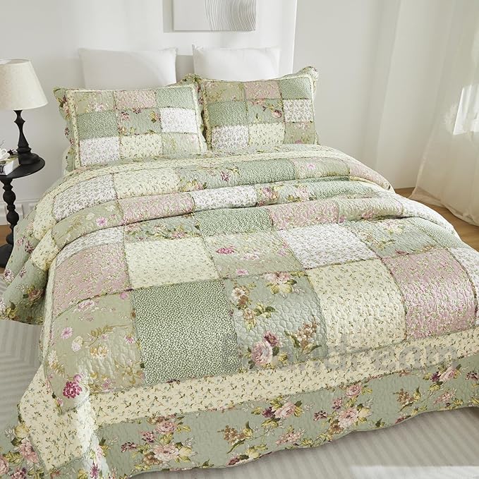 Brandream Patchwork Quilts Queen Size Cotton Green Rose Floral Quilted Comforter Set Country Rustic Coverlet Set 3-Piece