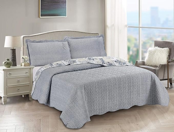 Brilliant Sunshine Blue Toile in Beige and Ivory Patches, 3-Piece Quilt Set with 2 Shams, Reversible Bedspread, Soft Lightweight Coverlet, All-Season, King, Blue