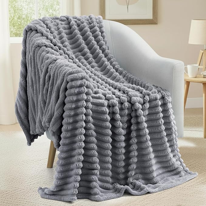 decorUhome Christmas Soft Fleece Grey Throw Blanket for Couch, Cozy Fluffy Plush Flannel Striped Blanket for Sofa Bed, Lightweight Decorative Ribbed Fuzzy Blanket for Woman, 50x60 Inches