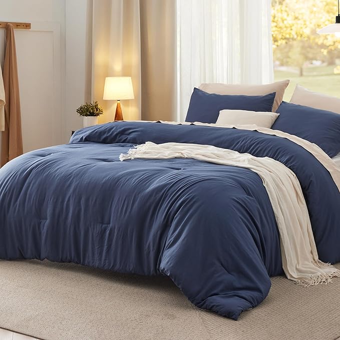 Bedsure Queen Size Comforter Set, Navy Soft Prewashed Bedding for All Seasons, 3 Pieces GentleSoft™ Warm Down Alternative Bed Set, 1 Lightweight Comforter (90"x90") and 2 Pillowcases (20"x26")
