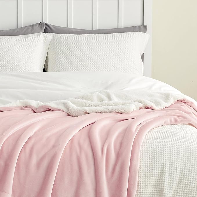 Bedsure GentleSoft Sherpa Fleece Throw Blanket for Couch - Thick and Warm Throw for Girls and Women, Soft Fuzzy Plush Blanket for Winter, Pink, 50x60 Inches