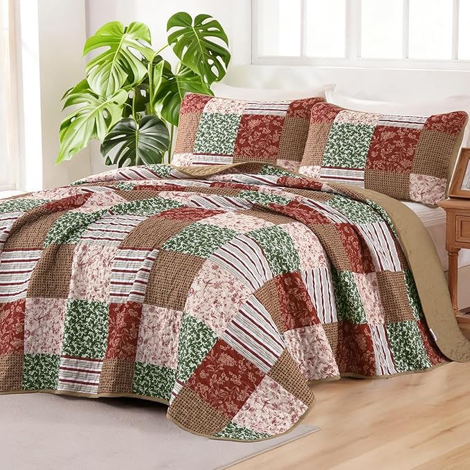 Mybedsoul Christmas Quilt Set Queen Size, 3 Pieces Red Green Floral Plaid Bedspread Coverlet Set, Reversible Soft Microfiber Bedding Set for All Season, Fall Winter Queen Christmas 90"x96"