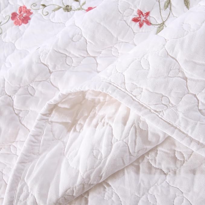 Quilt Set Circular Floral 3D Embroidery Pattern 100% Cotton Reversible Quilted Embroidered Decorative Bedspreads Coverlet Set, Lightweight &Soft Twin Size White Bedding Coverlet for All Season