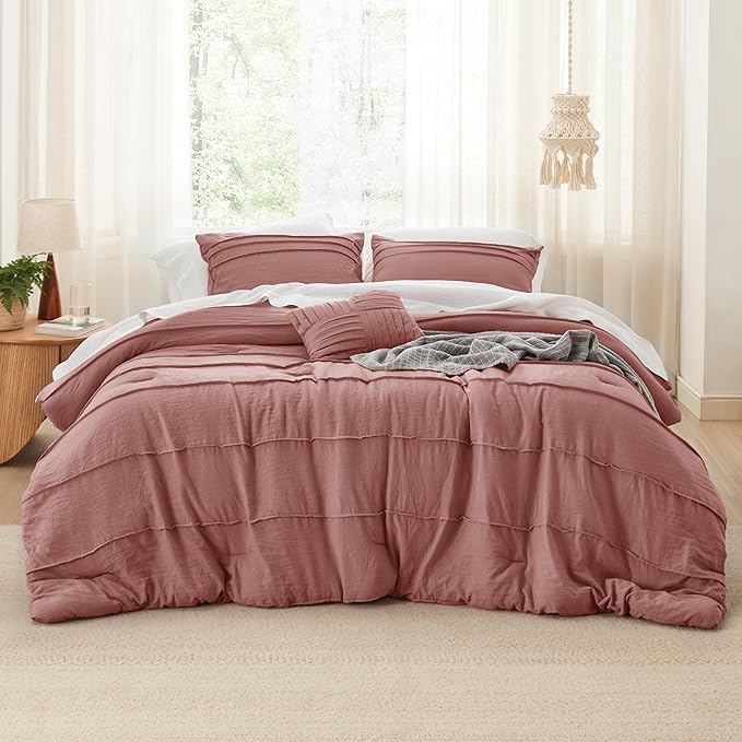Bedsure King Comforter Set - 4 Pieces Pinch Pleat Bed Set, Dusty Pink Boho Bedding for All Season, 1 Soft Comforter, 2 Pillowcases, 1 Decorative Pillow
